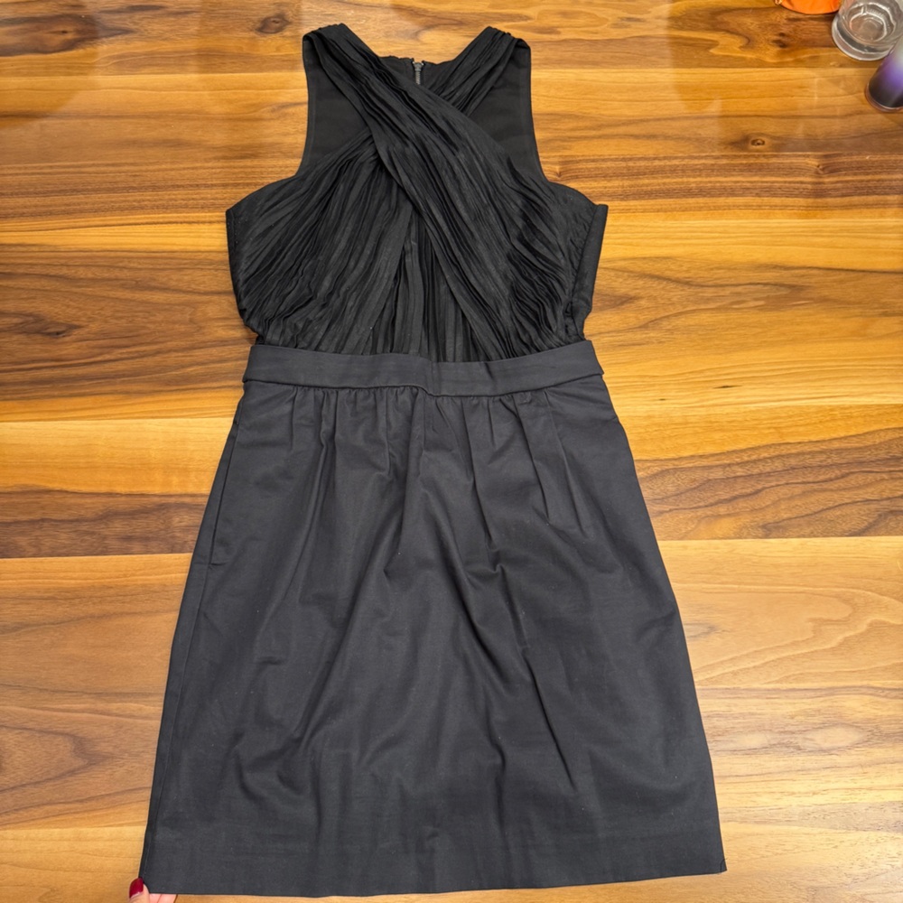 Elegant Black Sleeveless Dress